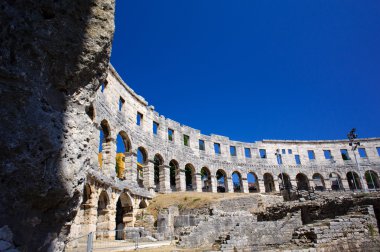 Pula 'daki Roma amfi tiyatrosu