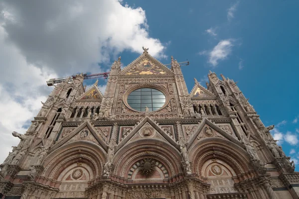 Facade of Cathedral in Siena — Stock Photo, Image