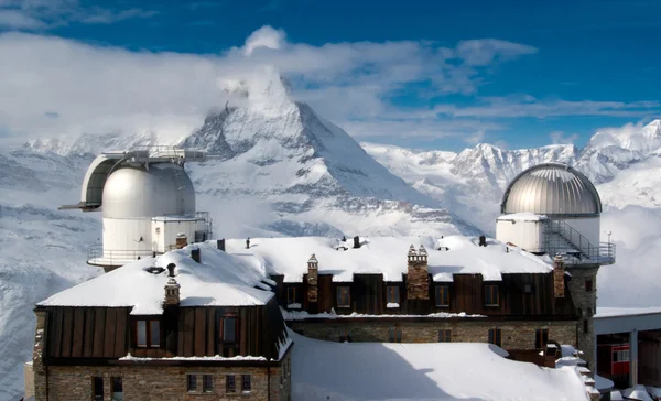 Osservatorio Gornergrat con la vetta del Cervino sullo sfondo Fotografia Stock