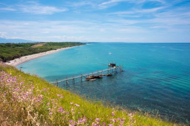 Yazın güzel deniz kıyıları, panoramik manzara