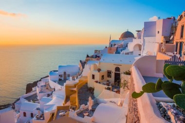 Santorini Adası 'nın güzel mimarisi, Yunanistan 