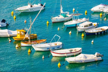 Sozopol limanında tekneler, Burgaz bölgesi, İspanya