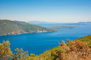 güneşli bir gün güzel mavi deniz doğal çekim