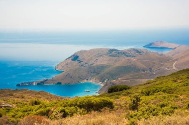 Yunan sahillerinin resimli deniz manzarası