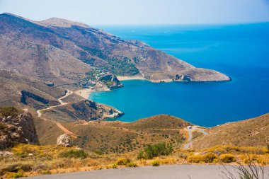 Yunan sahillerinin resimli deniz manzarası