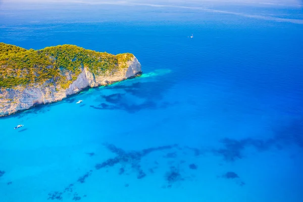 Kayalık Deniz Kıyısının Havadan Görünüşü — Stok fotoğraf