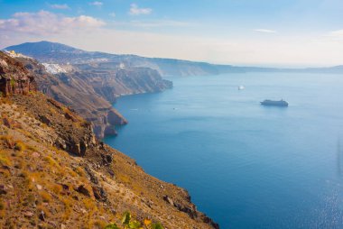 Deniz kıyısının güzel manzarası