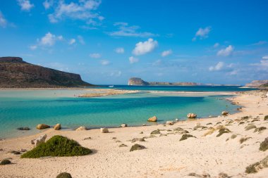 Deniz kıyısının güzel manzarası 