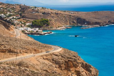 Deniz kıyısının güzel manzarası