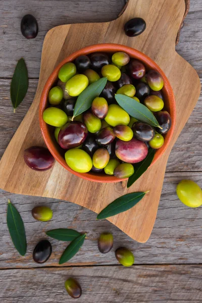 Top View Fresh Olives Leaves Wooden Background — Photo