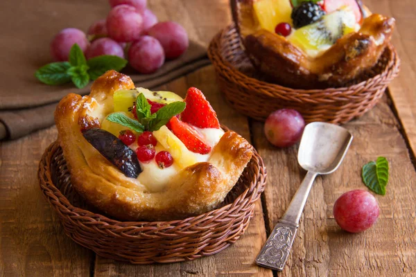 Homemade Pie Berries Fruits Wooden Background — Fotografia de Stock