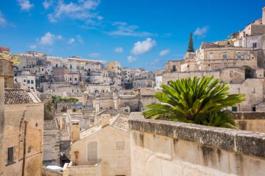 İtalya 'nın Matera şehrinin güzel manzaralı görüntüleri.