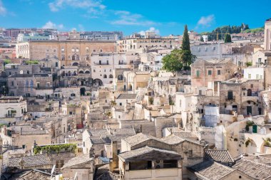 İtalya 'nın Matera şehrinin güzel manzaralı görüntüleri.
