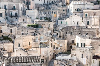 İtalya 'nın Matera şehrinin güzel manzaralı görüntüleri.