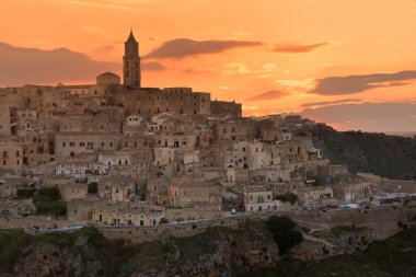 İtalya 'nın Matera şehrinin güzel manzaralı görüntüleri.