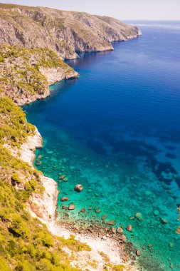 Deniz kıyısının güzel hava manzarası