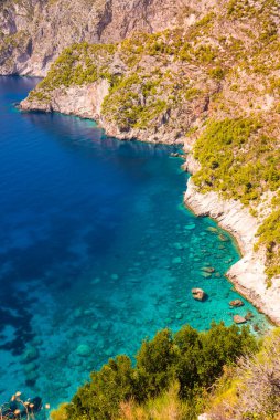 Deniz kıyısının güzel hava manzarası