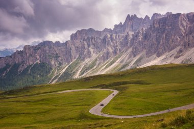 Dağların güzel manzarası