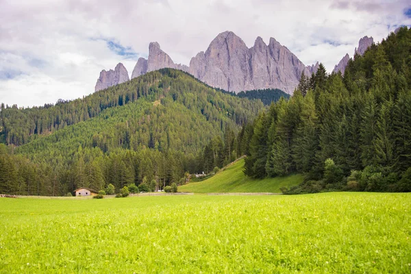 Scenic Shot Beautiful Landscape Mountains — Stock Photo, Image
