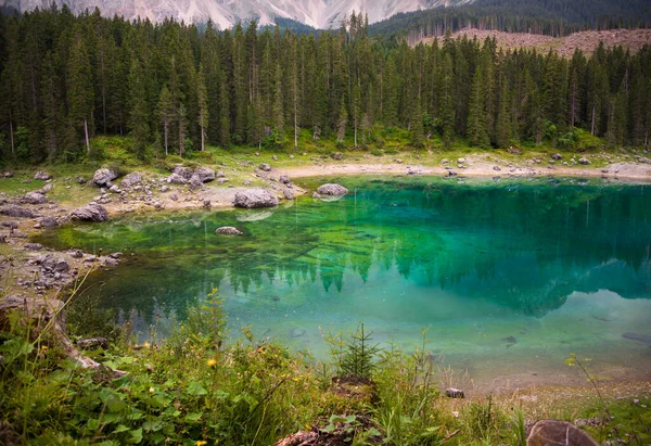 Bellissimo Lago Montagna — Foto Stock