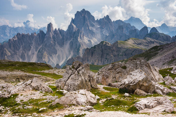 живописный снимок красивого горного ландшафта