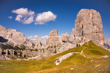 İtalya 'daki Dolomite Alplerine Panoramik Görünüm