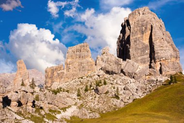 İtalya 'daki Dolomite Alplerine Panoramik Görünüm