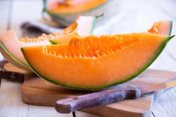 Fresh Sliced Melon Wooden Table — Stock Photo, Image