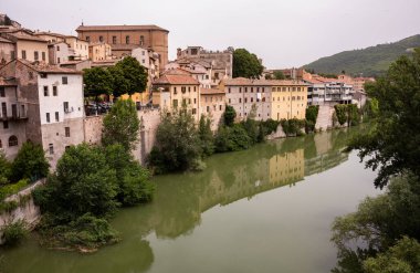 Antik ortaçağ köyünün eski kasabasının manzarası