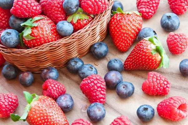 Fresh Berries Blueberries Wooden Background — Foto de Stock