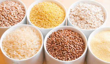 Kaseler içinde pirinç.