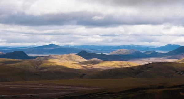 Piękny Krajobraz Skalistych Gór — Zdjęcie stockowe