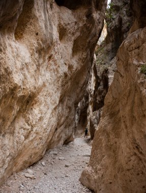 İtalya 'da güzel, dar bir kanyon, popüler bir yürüyüş yeri.