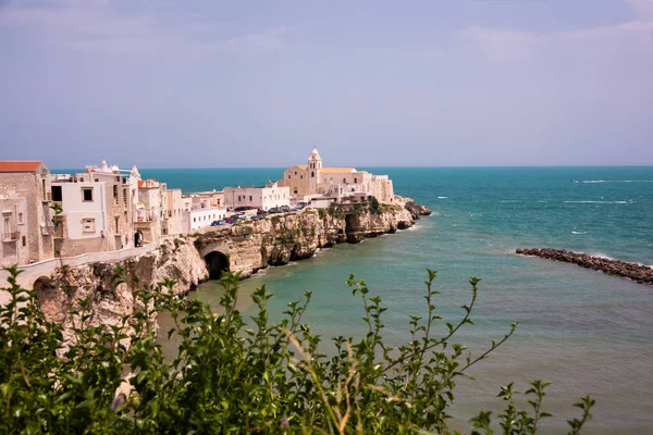 Widok Stare Miasto Wybrzeżu Morza Śródziemnego — Zdjęcie stockowe