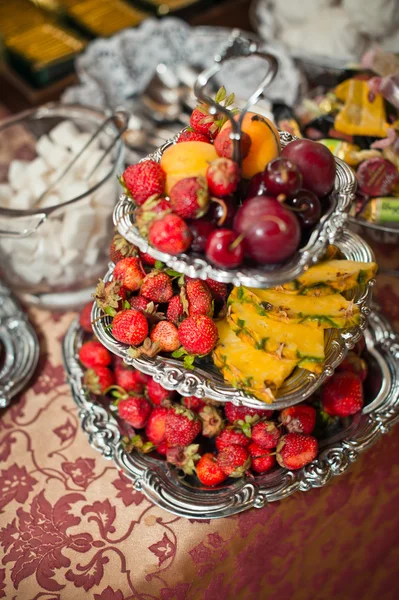 Frukt vas. — Stockfoto