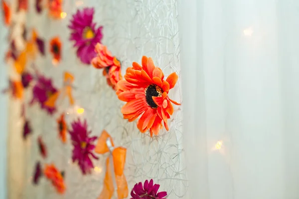 Flowers on a curtain. — Stock Photo, Image