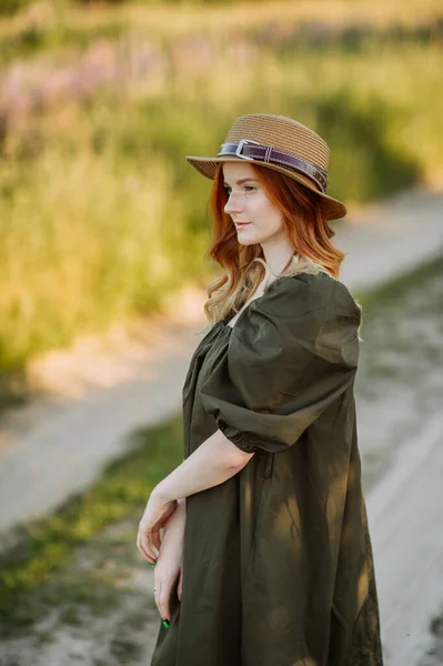Large Portrait Red Haired Girl Green Dress Summer City — Stock Photo, Image