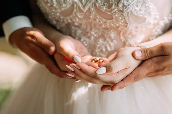 Gentle Embrace Hands Newlyweds — Stock Photo, Image