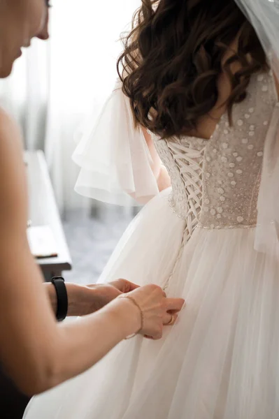 Processus Équiper Mariée Matin Mariage Photos De Stock Libres De Droits