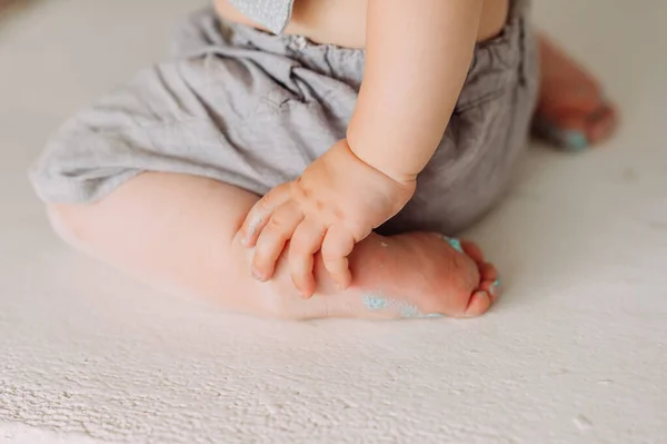 Tiny Baby Arms Legs — Stock Photo, Image