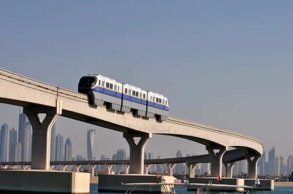 Monorail v Dubai Jumeirah Stock Obrázky