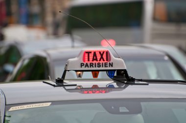 Paris taksi işareti