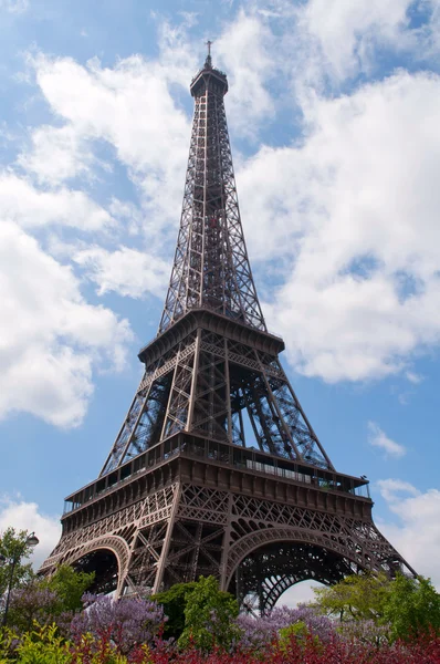 Paris parlak güneşli bir günde — Stok fotoğraf