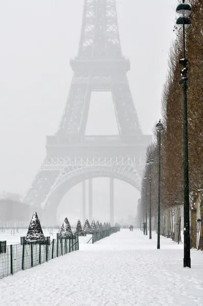 Tempestade de neve em Paris — Fotografia de Stock