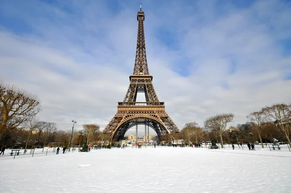 La tormenta de nieve en París — Foto de Stock