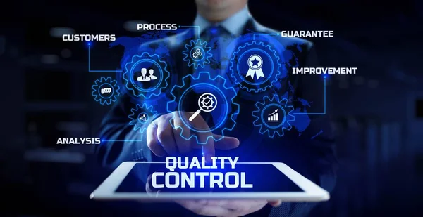 Concetto di tecnologia di certificazione standard di garanzia del controllo qualità — Foto Stock