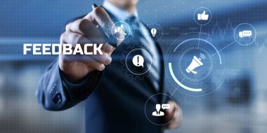 Geri bildirim müşterileri memnuniyet pazarlama kavramını gözden geçiriyor.