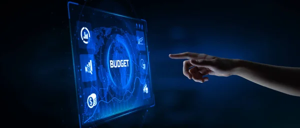 Budget Budgeting Concetto aziendale di gestione finanziaria. Pulsante premuto a mano sullo schermo. — Foto Stock