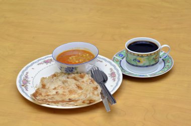 roti canai mercimek köri ve kahvaltı kahve