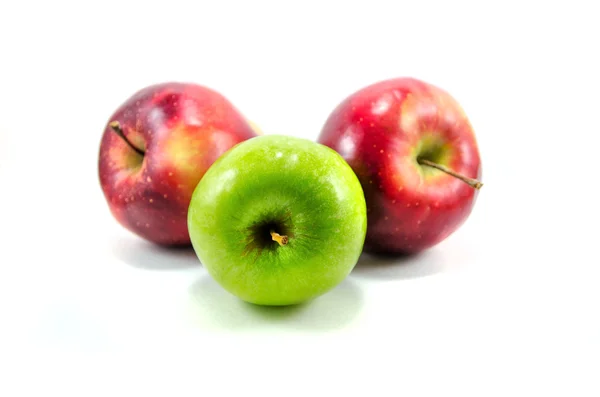 Tre mele su bianco — Foto Stock